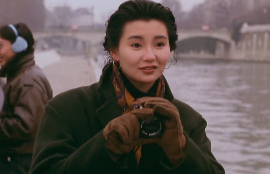 1990年香港华语片票房第四名《三人新世界》，2327万港币